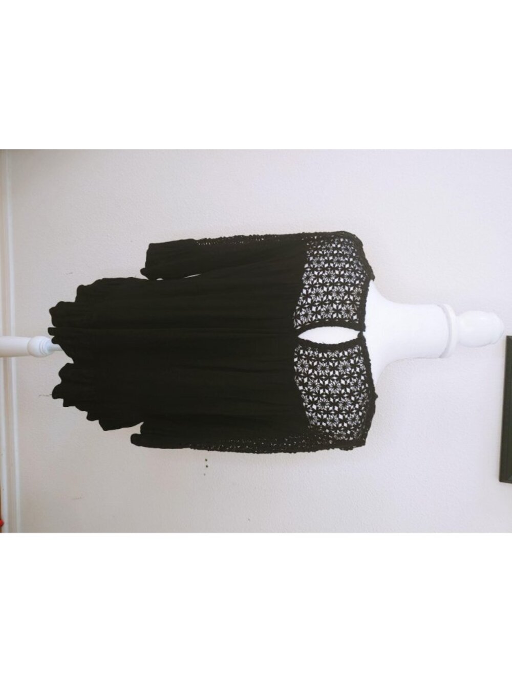 Umgee Womens Black Crochet Lace Detail Top Small - Picture 3 of 4